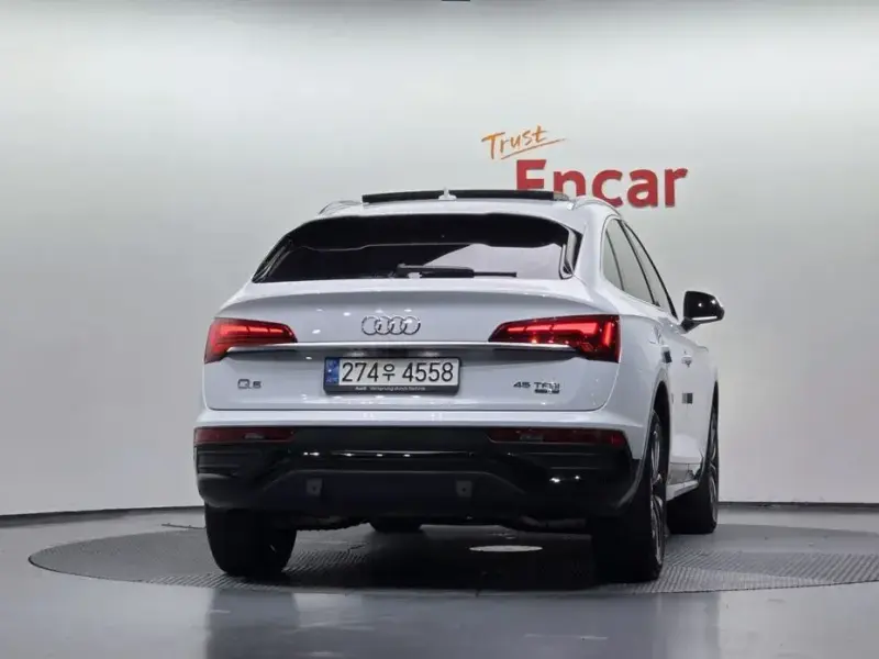 2022 Audi Q5 с пробегом 119 261 км