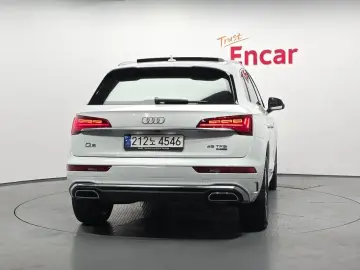 2023 Audi Q5 с пробегом 32 148 км