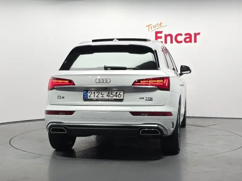 2023 Audi Q5 с пробегом 32 148 км