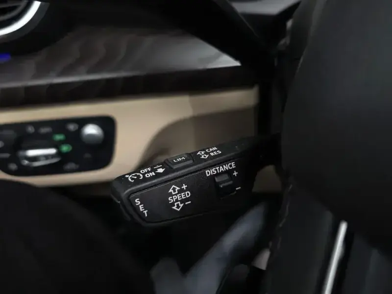 2023 Audi Q5 с пробегом 32 148 км