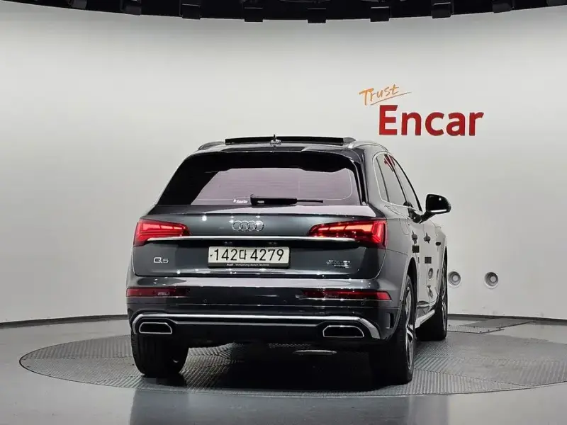 2021 Audi Q5 с пробегом 107 930 км