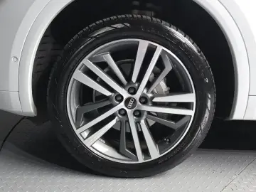 2021 Audi Q5 с пробегом 72 054 км