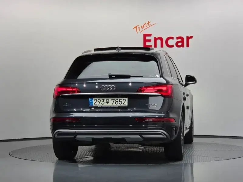2021 Audi Q5 с пробегом 34 077 км