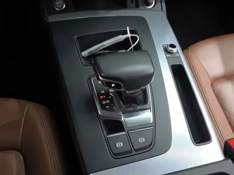 2021 Audi Q5 с пробегом 34 077 км