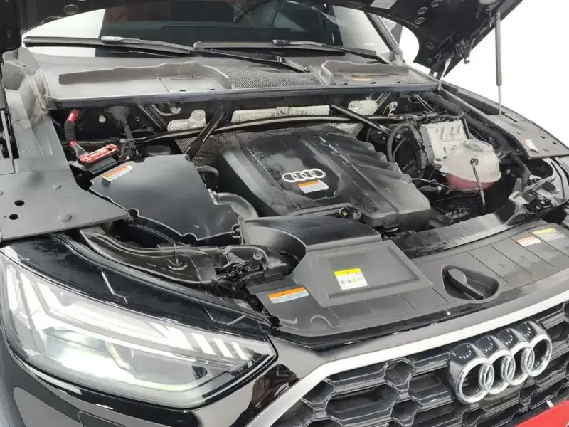 2021 Audi Q5 с пробегом 23 373 км