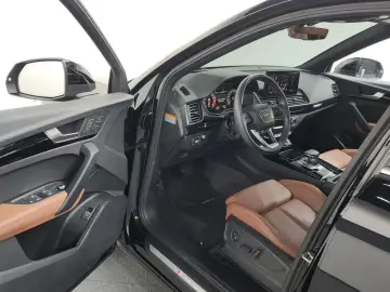 2021 Audi Q5 с пробегом 23 373 км