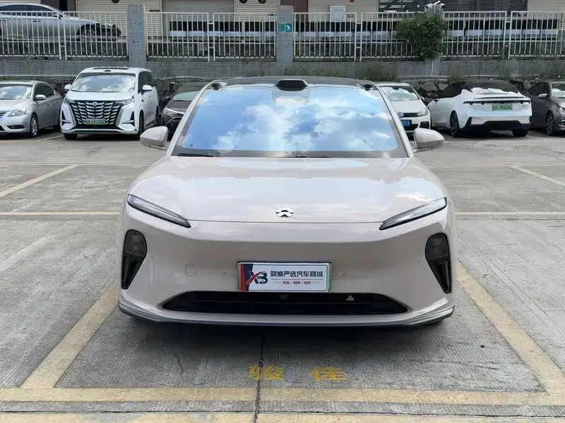 2024 Nio ET5 с пробегом 25 000 км