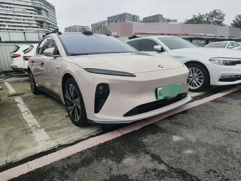 2022 Nio ET5 с пробегом 77 000 км