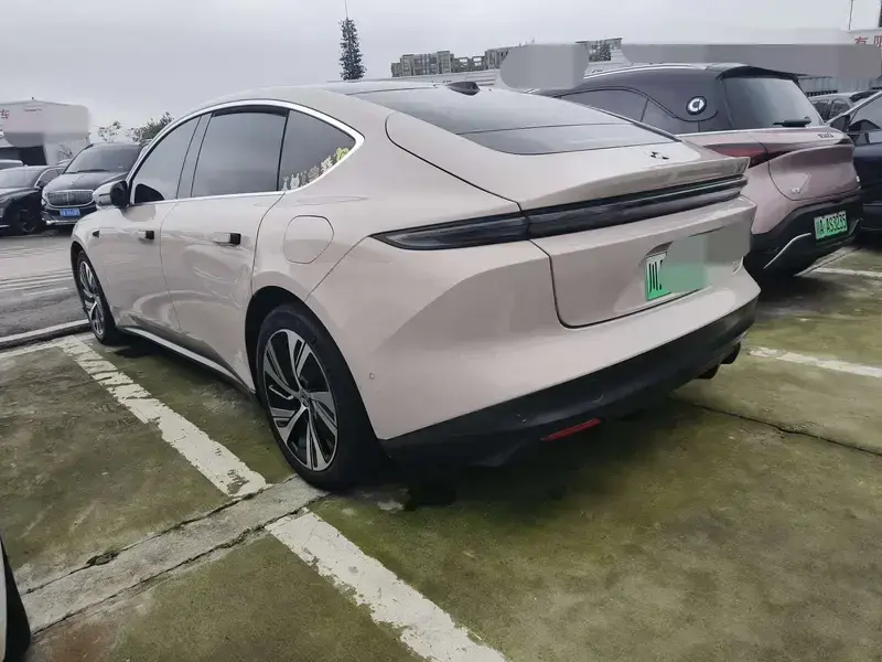 2022 Nio ET5 с пробегом 77 000 км
