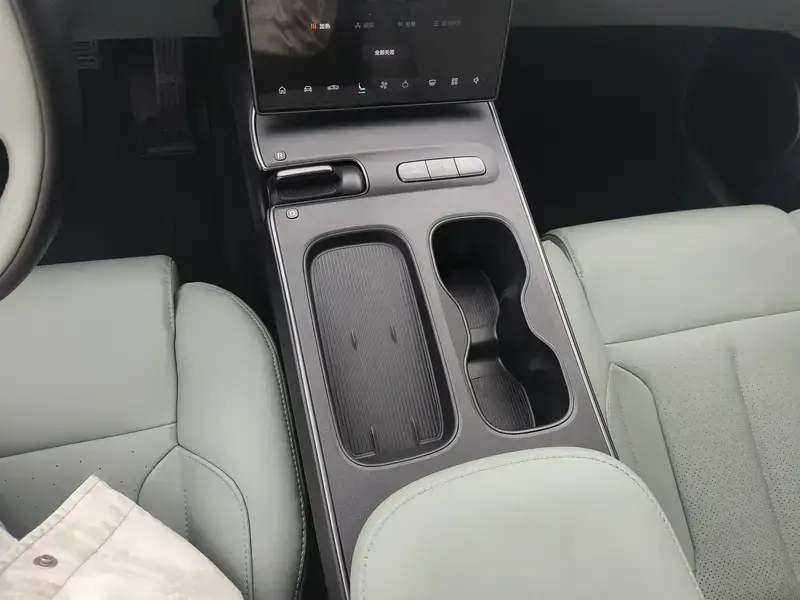 2022 Nio ET5 с пробегом 77 000 км