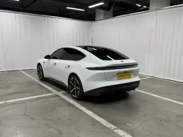 2022 Nio ET5 с пробегом 59 700 км