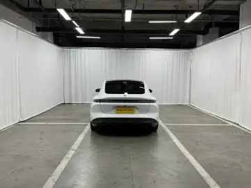 2022 Nio ET5 с пробегом 59 700 км