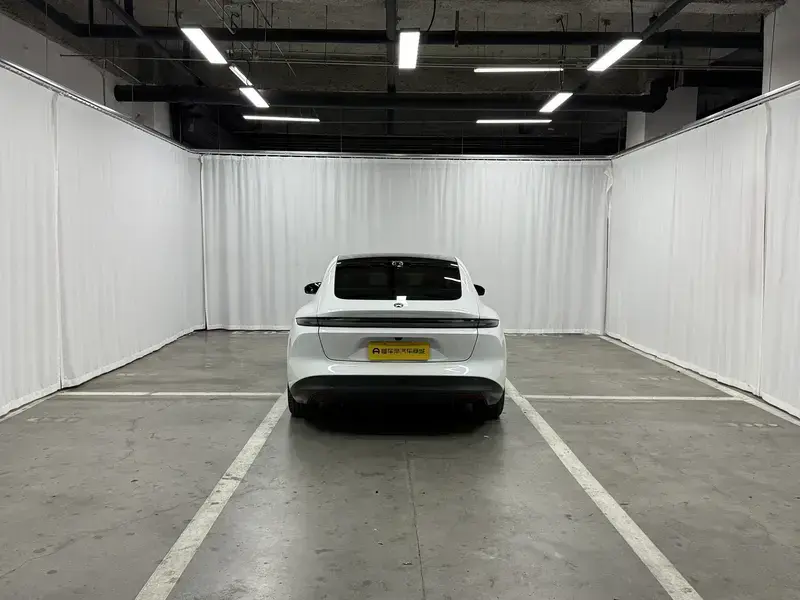 2022 Nio ET5 с пробегом 59 700 км