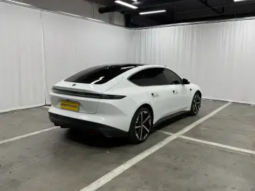 2022 Nio ET5 с пробегом 59 700 км