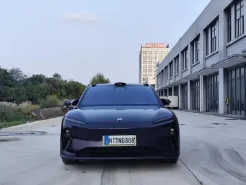 2024 Nio ET5 с пробегом 39 000 км