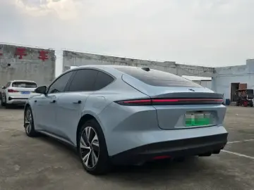2022 Nio ET5 с пробегом 45 000 км