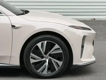 2022 Nio ET5 с пробегом 34 000 км