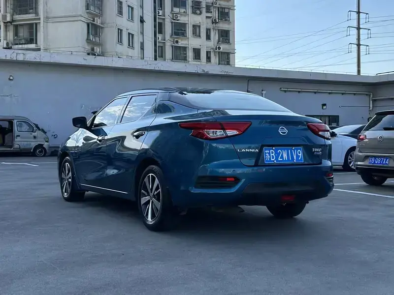 2019 Nissan Bluebird с пробегом 62 000 км