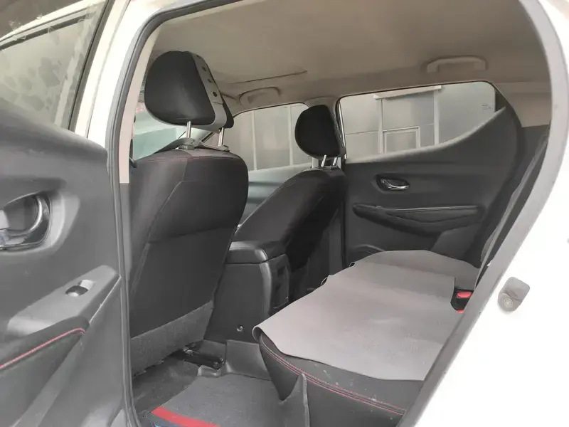 2019 Nissan Bluebird с пробегом 120 000 км