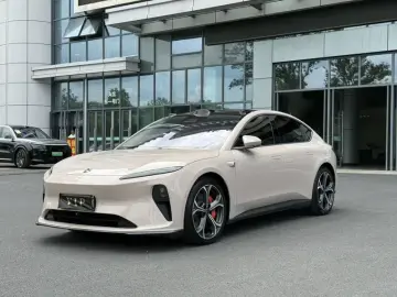 2022 Nio ET5 с пробегом 58 000 км