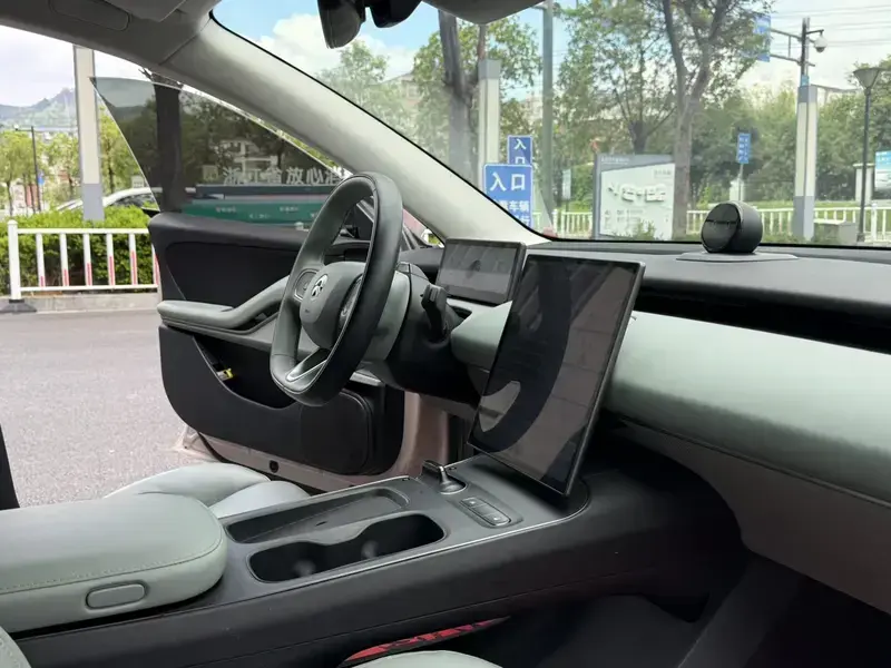 2022 Nio ET5 с пробегом 58 000 км
