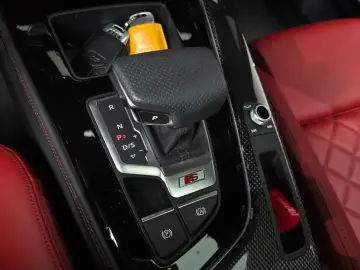 2021 Audi S4 с пробегом 17 573 км