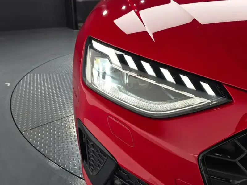 2021 Audi S4 с пробегом 17 573 км