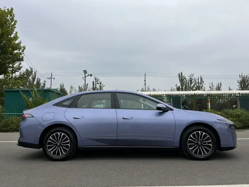 2026 Nissan N6 с пробегом 20 000 км