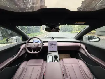 2024 Nio ET5 с пробегом 53 000 км