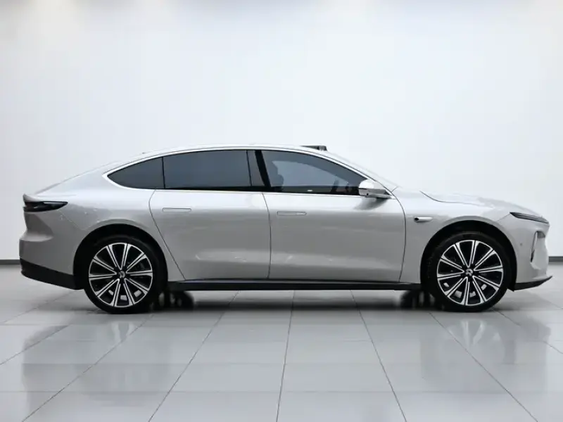 2024 Nio ET7 с пробегом 9 700 км