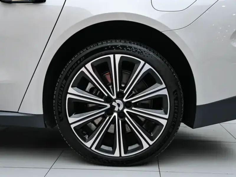 2024 Nio ET7 с пробегом 9 700 км