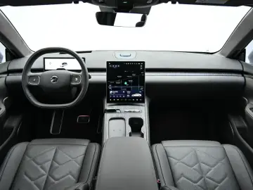 2024 Nio ET7 с пробегом 9 700 км