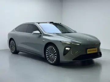2023 Nio ET7 с пробегом 17 900 км