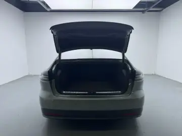 2023 Nio ET7 с пробегом 17 900 км