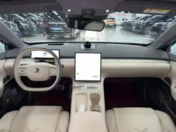 2021 Nio ET7 с пробегом 75 000 км
