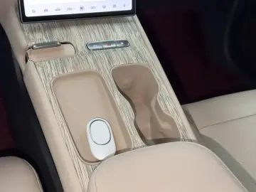 2021 Nio ET7 с пробегом 75 000 км