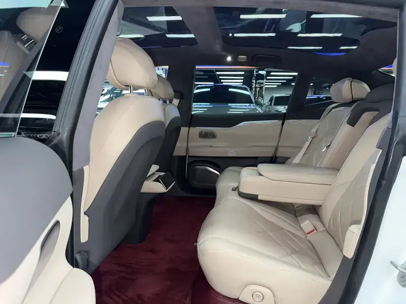 2021 Nio ET7 с пробегом 75 000 км
