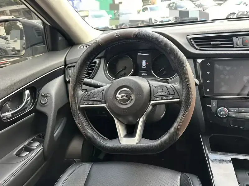 2023 Nissan X-Trail с пробегом 16 800 км