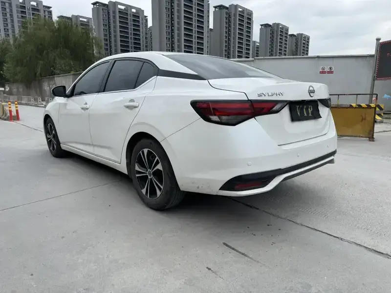 2023 Nissan Sylphy с пробегом 20 000 км