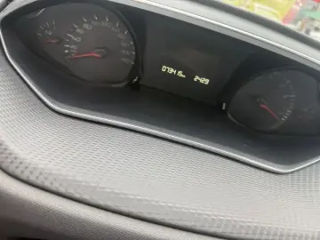 2019 Peugeot 308 с пробегом 73 000 км