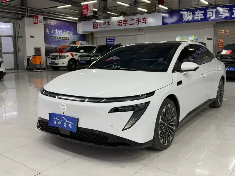 2025 Nissan N7 с пробегом 18 000 км