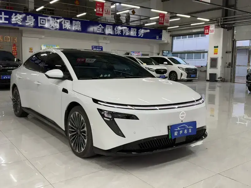 2025 Nissan N7 с пробегом 18 000 км