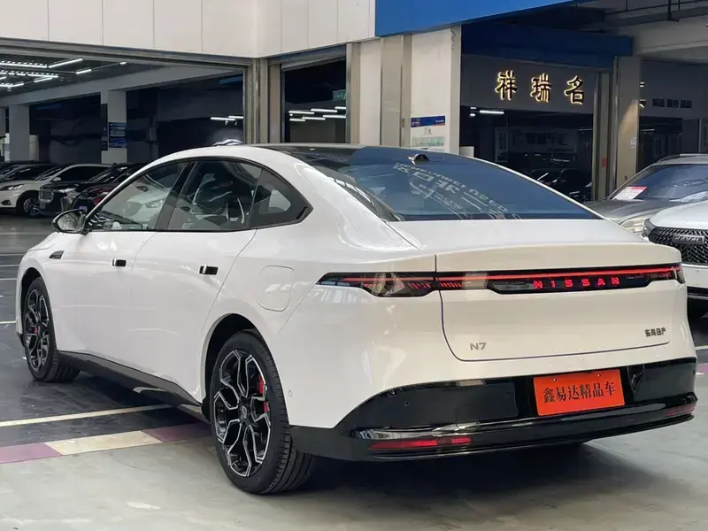 2025 Nissan N7 с пробегом 7 000 км