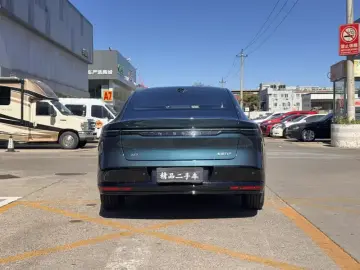 2025 Nissan N7 с пробегом 18 600 км