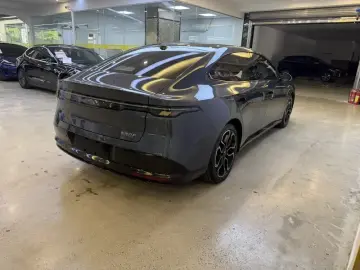 2025 Nissan N7 с пробегом 28 700 км