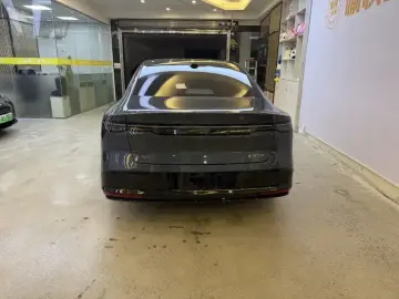 2025 Nissan N7 с пробегом 28 700 км