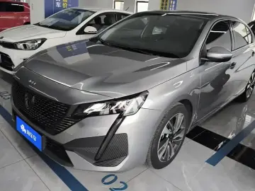 Peugeot 408