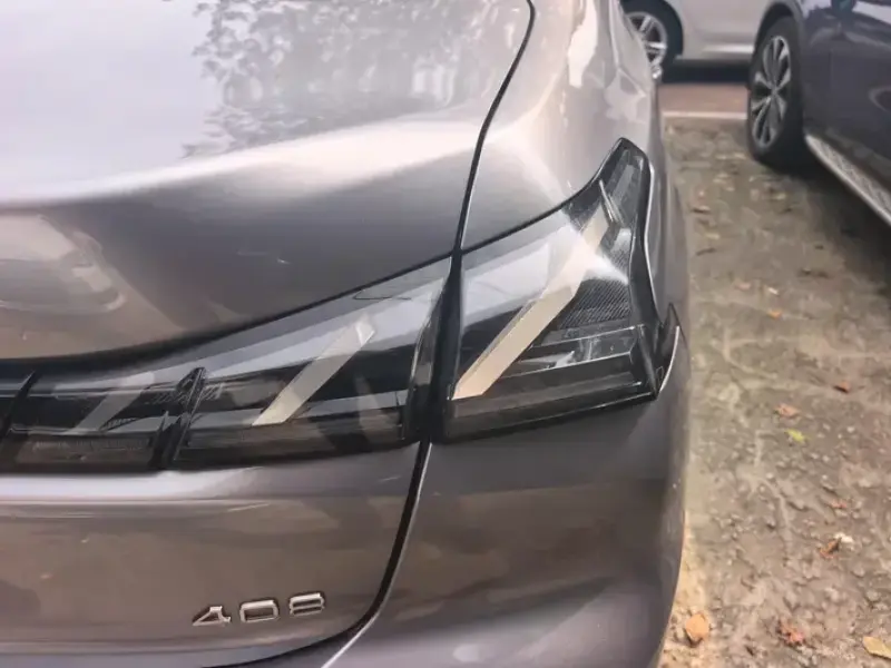 2022 Peugeot 408 с пробегом 17 000 км