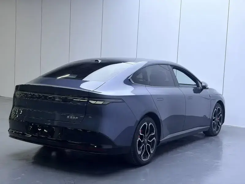 2025 Nissan N7 с пробегом 28 200 км