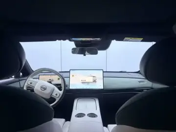 2025 Nissan N7 с пробегом 28 200 км